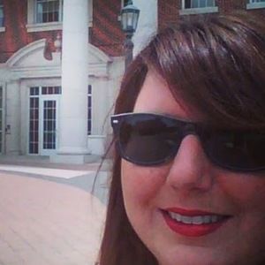 Meet your Posher, Christy